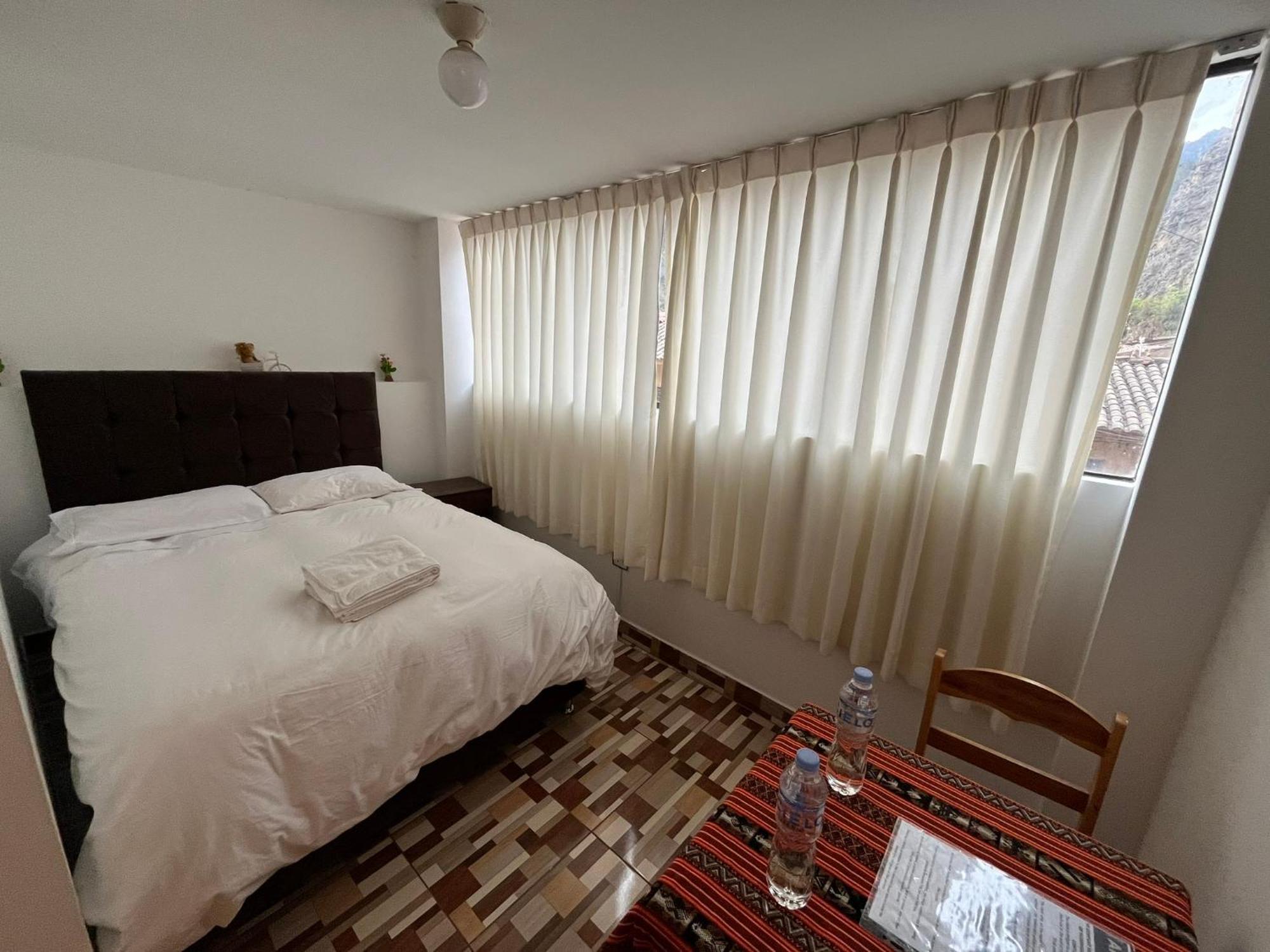 Hostal Apu Qhawarina Ollantaytambo Εξωτερικό φωτογραφία