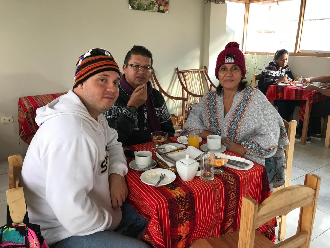 Hostal Apu Qhawarina Ollantaytambo Εξωτερικό φωτογραφία